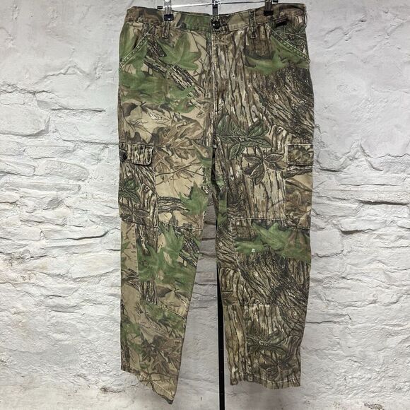 Vtg Walls Camo Cargo Pants Mens Size 38-40x31 Double Knee Realtree Hardwoods USA - Picture 1 of 8